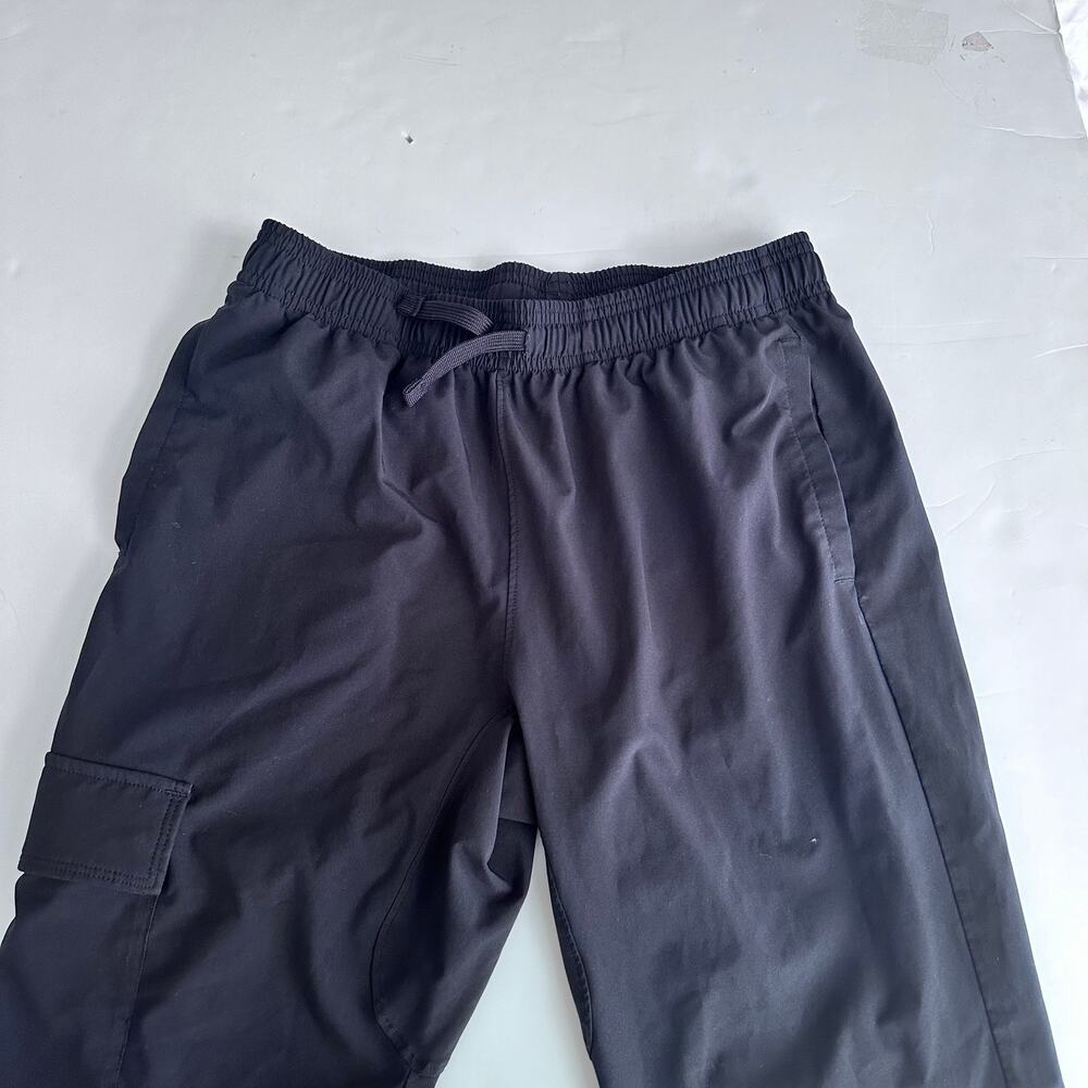 Under Armour Youth Large Black Quick Dry Cargo Joggers - Picture 2 of 5